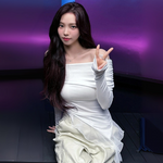 Haut Off Shoulder Blanc Karina - Groupe Aespa