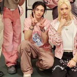 Pantalon Oversize Rose Hyunjin - Groupe StrayKids